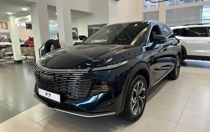 В России стартовали продажи Haval F7 нового поколения В России стартовали продажи Haval F7 нового поколения